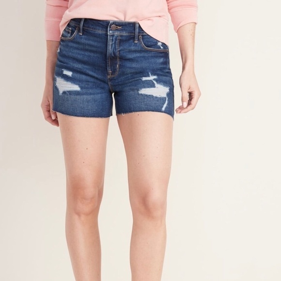 NWOT Old Navy High Waist Distressed Denim Shorts - Picture 1 of 8